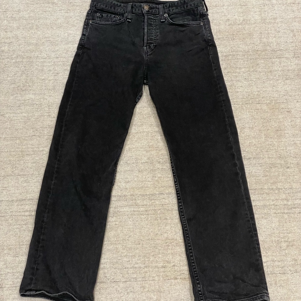 Luxury black jeans with NO RIPS. Perfect for every season with anyone, anywhere.